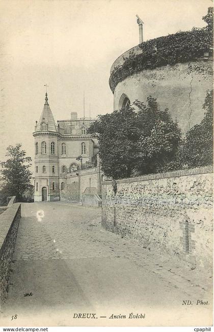 CPA Dreux Ancien Eveche