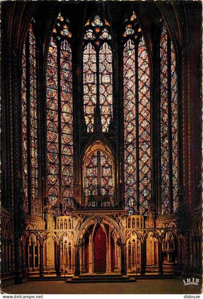 Carte Postale - 75 - Paris - La Sainte Chapelle - intérieur de la Chapelle - Vitraux de la chapelle haute - Art Vitraux