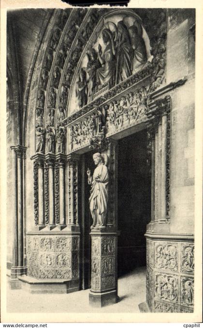 CPA Paris La Sainte Chapelle Portail de la Chapelle haute