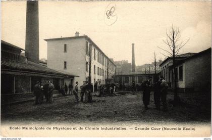 CPA Paris 5e - Ecole Municipale de Physique et de Chimie (77551)
