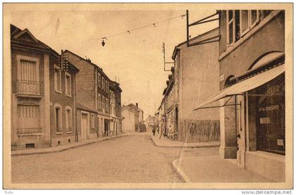 ETAIN RUE DE METZ  BOULANGERIE  ANIMEE