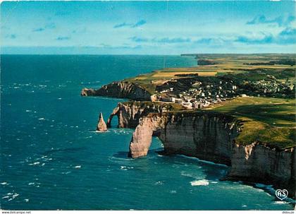 Carte Postale - 76 - Etretat - Les Falaises - Vue aérienne - Flamme Postale de Etretat - CPM - Voir Scans Recto-Verso -