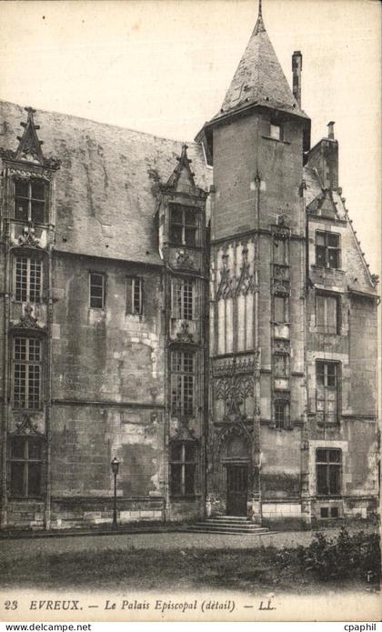 CPA Evreux Le Palais Episcopal