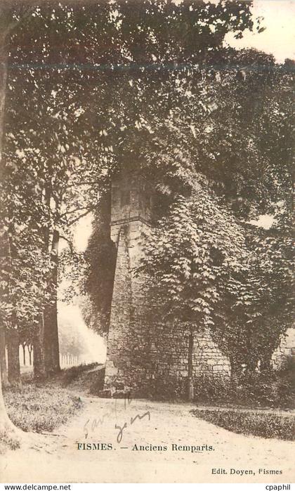 CPA Fismes anciens remparts