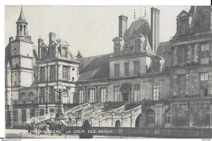 CPA FONTAINEBLEAU