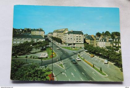 Cpm, Fougères, place Carnot, Ille et Vilaine 35