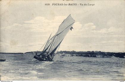 CPA Fouras les Bains Vu du Large Bateau