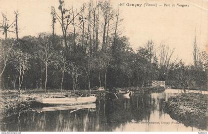 GENCAY : PARC DE VERGNAY