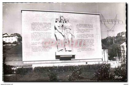 CPA Barrage de Genissiat Ain Monument commemoratif