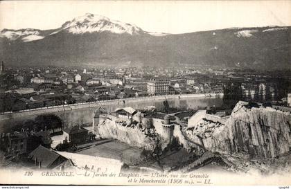 CPA Grenoble le Jardin des Dauphins l'Isere vue sur Grenoble et le Moucherotte