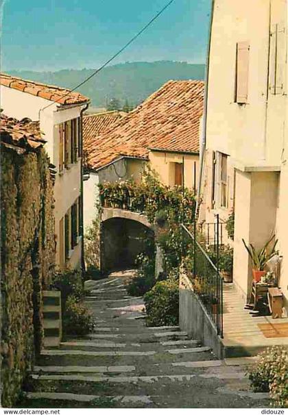 Carte Postale - 04 - Gréoux les Bains - La rue du Cadran - Flamme Postale de Gréoux les Bains - CPM - Voir Scans Recto-V
