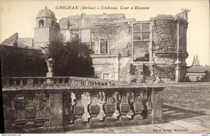 CPA Grignan Drome chateau cour d'honneur