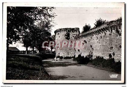 CPA Guerande Les remparts