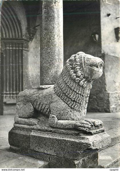 CPM Eglise de Guillestre (H A) XVIe S Leopard