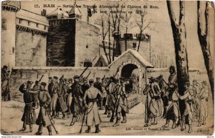 CPA HAM - Sortie des Troupes Alleandes du Chateau de HAM pres leur (514689)