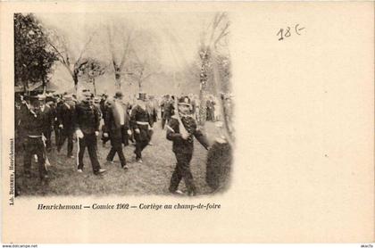 CPA HENRICHEMONT Comice 1902 - Cortege au champ-de-foire (613626)