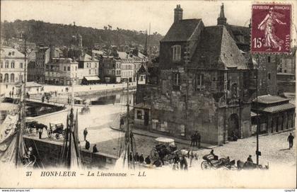 CPA Honfleur La Lieutenance