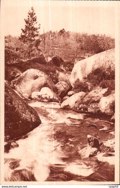 Le Huelgoat - La Cascade - CPA