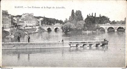 CPA Les Ecluses et le Pont Joinville