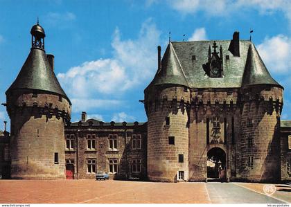 17 JONZAC CHATEAU DE JONZAC