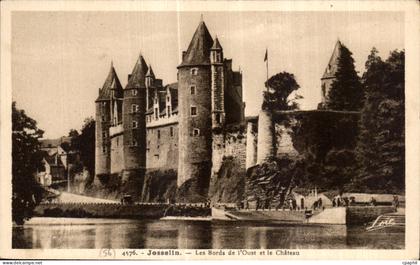 CPA Josselin Les Bords de I Oust et le Chateau