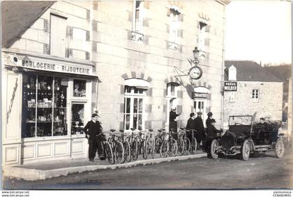 22 JUGON LES LACS - CARTE PHOTO - Horlogerie Francis Lominé