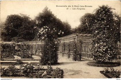 CPA L'Hay les Roses Roseraie Les Pergolas (1348977)