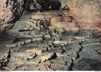 38 LA BALME LES GROTTES GROTTES DE LA BALME