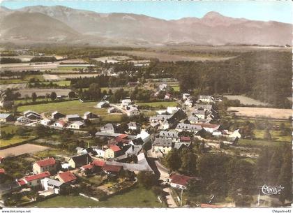 LA BARTHE-de-NESTE (65) Vue générale aérienne . La chaîne des Pyrénées et Pic du Midi de Bigorre  CPSM  GF