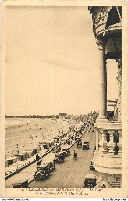 47564 - LA BAULE ESCOUBLAC - LA PLAGE ET LE BOULEVARD DE LA MER