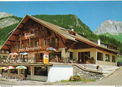 La Chapelle-d'Abondance animée Hôtel-Restaurant "l'Ensoleillé"