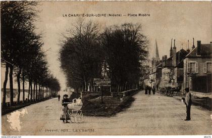 CPA La CHARITÉ-sur-LOIRE - Place Misere (456572)