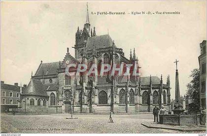 CPA La Ferte Bernard Eglise ND Vue d'Ensemble