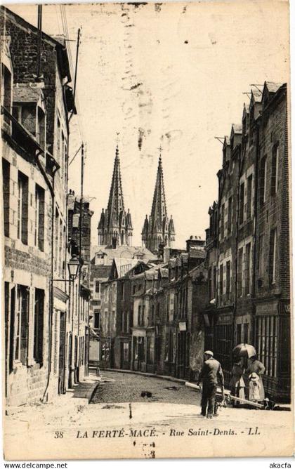 CPA la ferte mace .- Rue saint denis (196033)