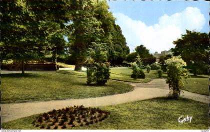 CPSM La Ferte Mace (Orne) Le Jardin Public
