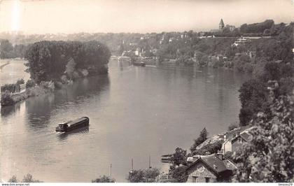 LA FRETTE SUR SEINE - Vue sur la Seine ( Péniche ) années 50/60