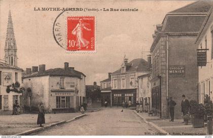 24-7241 : LA MOTHE-ACHARD. LA RUE CENTRALE