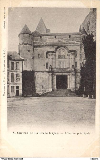 CPA Chateau de la Roche Guyon L'entree principale
