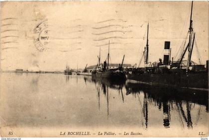 CPA LA ROCHELLE - La PALLICE - Les Bassins (975819)