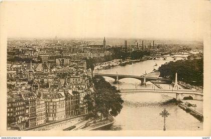 CPA Paris Vue sur la Seine