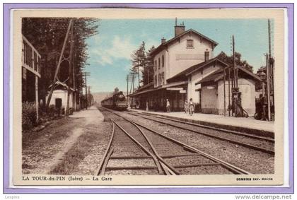 38 - La TOUR du PIN -- La Gare