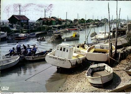 CPM La Tremblade Charente Maritime Le Port Bateaux de peche
