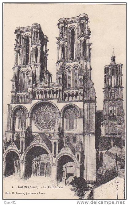 1. - LAON (Aisne) - La Cathédrale