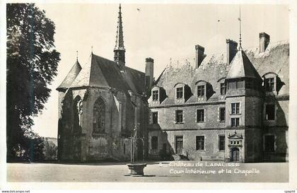 CPM Chateau de lapalisse cour interieure et la chapelle