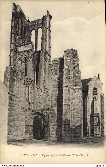CPA Larchant Eglise Saint Mathurin