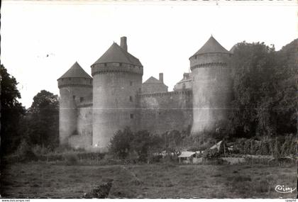 CPA Lassay Mayenne Vue generale du Chateau