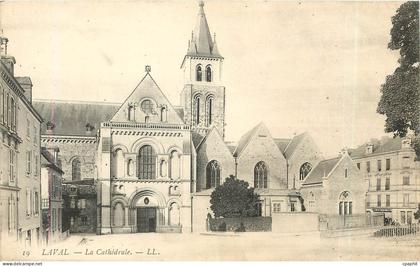 CPA LAVAL-La cathedrale