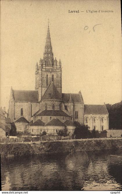 CPA Laval L'Eglise d'Aveniere