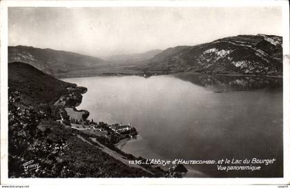 CPA L'Abbaye d'Hautecombe et le lac du Bourget