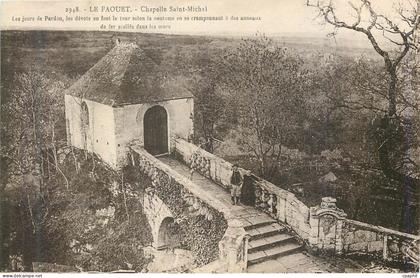 CPA le Faouet Chapelle Saint Michel les Jours de Pardon